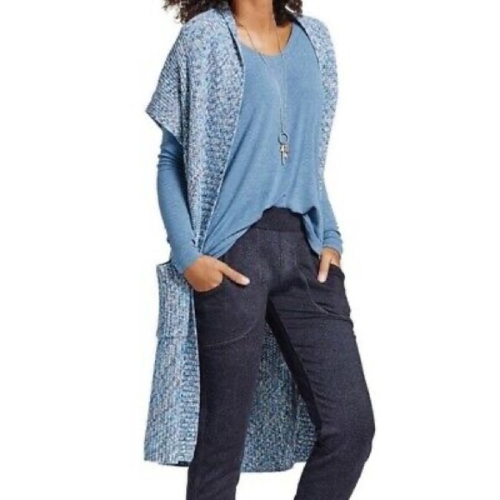 CABI Sleeveless Knit Cardigan